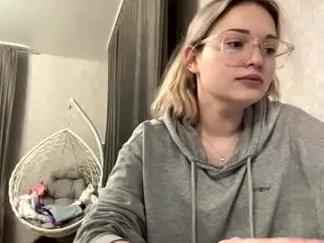 Chaturbate Best live sex cam show of candelariahile