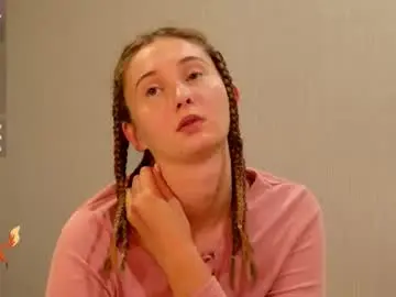 Chaturbate Sex Chat of yourcreamyister
