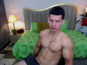 Chaturbate Live Sex Cam of ethan_rodgers