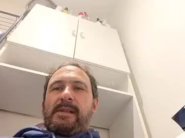 Chaturbate Live Sex Cam of luluberlu042