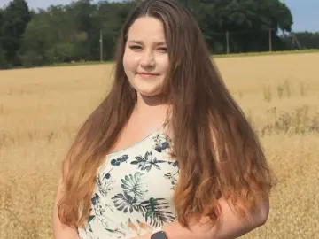 Cherry Sex Chat of daniellagrace