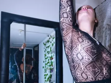 Cherry Best live sex cam show of cloe66