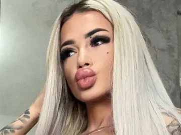 Cherry Free Porn Cam of diamondjoxxx
