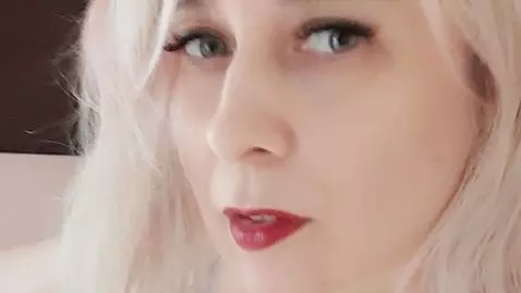 nicolette69v