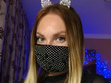 Cherry Sex Cam of evablondhot