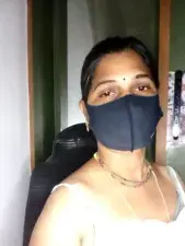 Dscgirls Live Sex Cam of indianhothyd