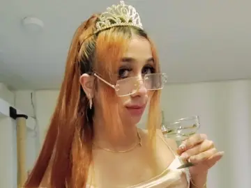 Imlive Free Live Porn of DanielaSlutt