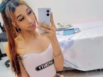 Imlive Adult Webcams of DanielaSlutt