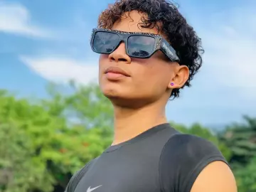 Imlive Best live sex cam show of LittleHorny01352