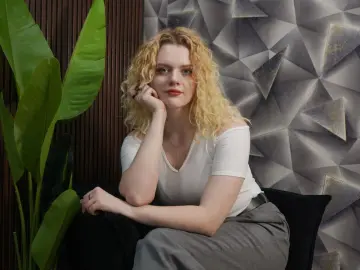 Imlive Adult Webcam of MylaBetts