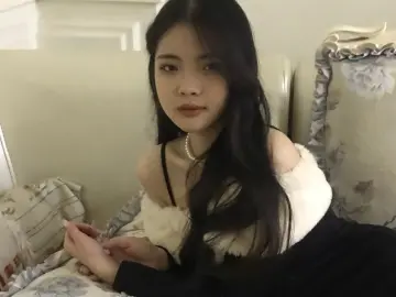 Imlive Watch Live Sex Cams of Jolibaby