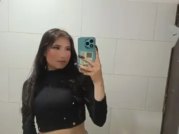 Imlive Watch Live Sex Cams of amelliepriett