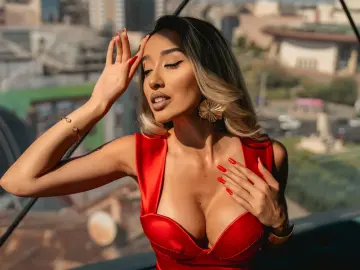 Imlive Watch Live Sex Cams of BellatrixNoir