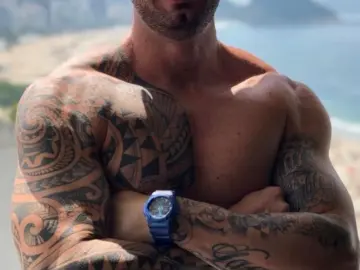 Imlive Adult Video Chat of HardAndInkedBRMoney