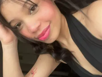 Imlive Free Porn Cam of MiaScarlett