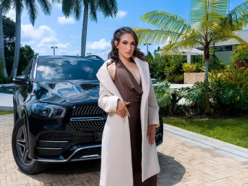 Imlive Sex Chat of LucyHank