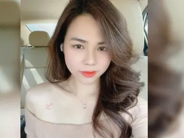 Imlive Free Live Porn of Lily68