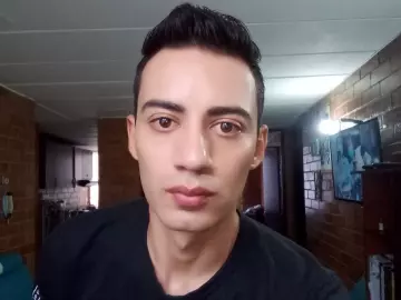 Imlive Adult Webcam of Luciano22