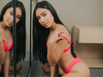 Imlive Best Webcam of LauraSquirter_