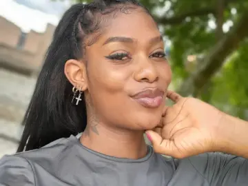 Imlive Live Sex Cam of Warrior_Queen