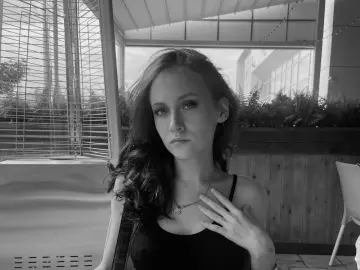 Imlive Live Sex Cam of Julia_Keller