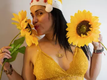 Imlive Live Porn of YarelyJackson