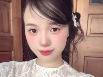 Imlive Watch Live Sex Cams of YangMie1