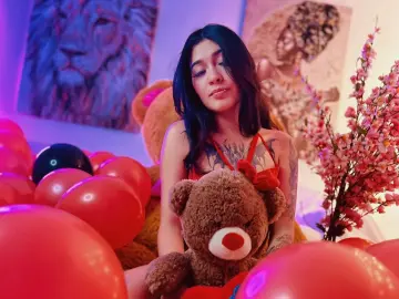 Imlive Nude Webcam of MiaFox_03