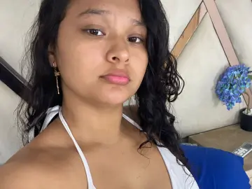 Imlive Live Sex Cam of HotJade