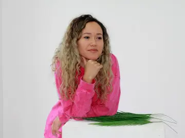 Imlive Live Sex Cam of CarolineLeard