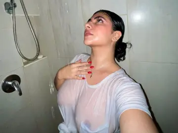 Imlive Live Sex Cam of LyssaSunnyy