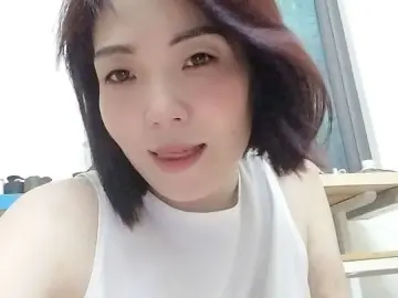 Imlive Free Porn Cam of Mymy83