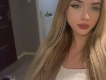 Imlive Watch Live Sex Cams of Sisi_Bunny