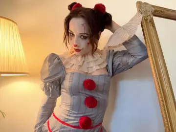 Imlive Free Porn Cam of MiaMooreRed