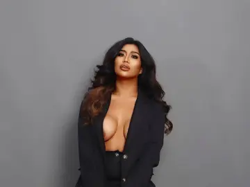 Imlive Adult Webcam of TrixieBayesera