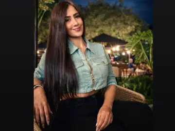 Imlive Live Sex Cam of AntonelaDreamss