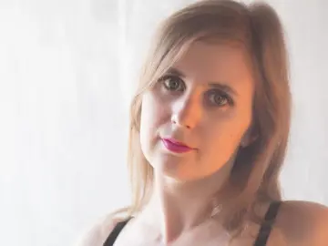 Livejasmin Nude Webcam of ErikaDoyle