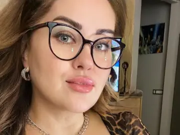 Livejasmin Live Porn of MommyGoddess