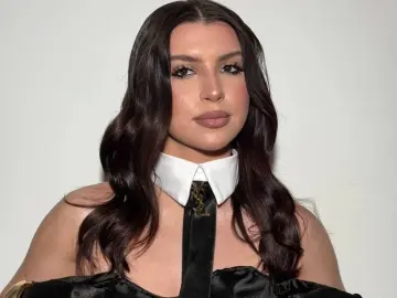 Livejasmin Live Sex Cam of MauraHiteman