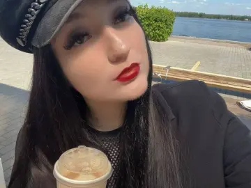 Livejasmin Live Sex of LesleyWins