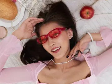 Livejasmin Free Porn Cam of ElviaAlly