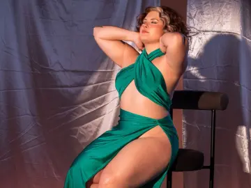 Livejasmin Live Porn of MaddiRodriguez