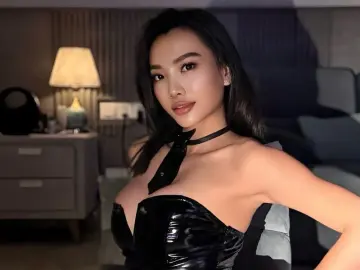 Livejasmin Free Porn Cam of ErzabelLew