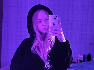 Livejasmin Live Sex of KamiMellema