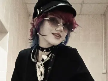 Livejasmin Sex Chat of ElanorCiolek