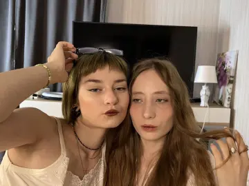Livejasmin Free Porn Cam of LaineAndCarina