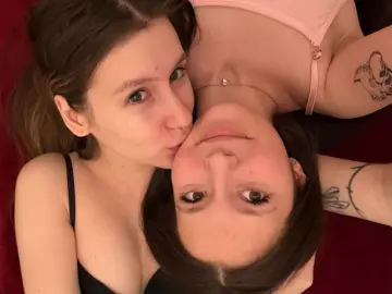 Livejasmin Free Porn Cam of ElviaAndDesirae