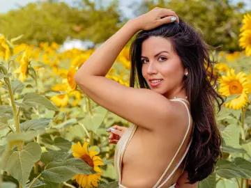 Livejasmin Watch Live Sex Cams of LolaCol