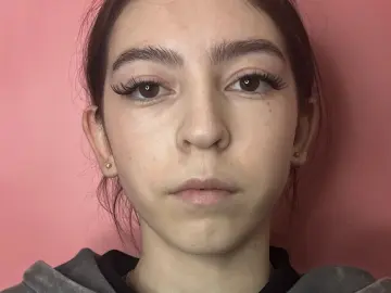 Livejasmin Free Live Porn of LonnaBertalan