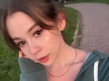 Livejasmin Live Porn of MozelleSchenz